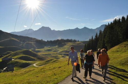 Marsch zur Hütte bei schönstem Bergwetter Marsch zur Hütte bei schönstem Bergwetter