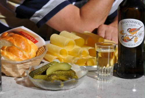 Hobelchäs mit Johannisberg Du Valais Hobelchäs mit Johannisberg Du Valais