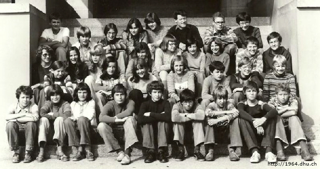 Bezirksschulklasse 2 B - 1977